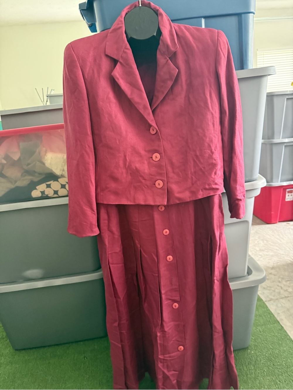 Women's Burgundy Button-Front Skirt with Matching Jacket mp35 - Picture 4 of 5
